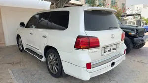 لكزس ستيشن LX 570