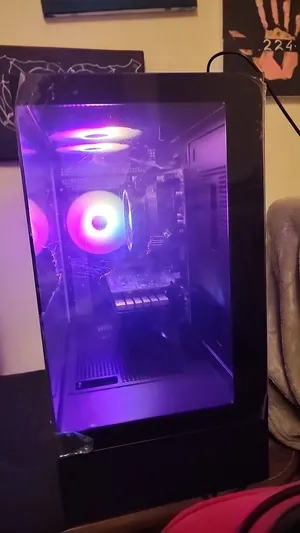 بي سي كرت 3050من msi والرامات 16جيجا والمعالج3400 وباقي المواصفات في الصور