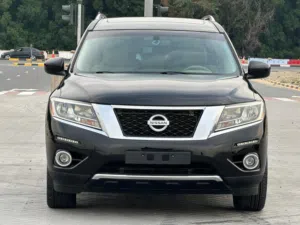 NISSAN PATHIFINDER  Model: 2013
