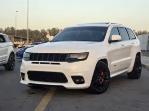 جيب غراند شيروكي SRT8 6.4 V8 خليجي موديل 2014 بحاله ممتازه جاهزه للتسجيل والاستخدام