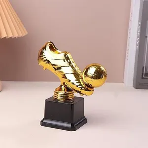 بيع كؤوس ومدليات المسابقات الرياضية و اوسكارات التكريم والتفوق الرياضى.