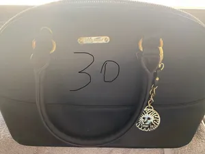 حقيبة يد اسود حقيبة يد بيج وبني Anne klein