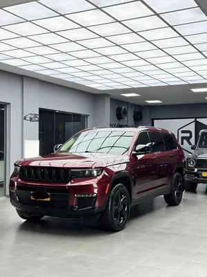 Used Jeep Grand Cherokee in Muscat