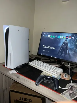 ps5 فات متوفر معاه ذراعين