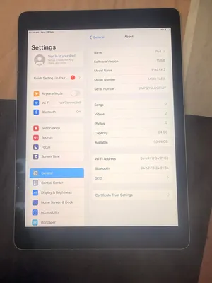 Ipad air 2 64 gb with magnetic keyboard cover
