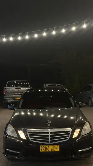 مرسيدس بنز الفئة E 2013 موديل E 350 أسود مع مواصفات أمريكية للبيع