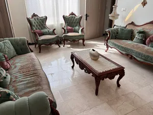 تخم 8 مقاعد و طبلة وسطية مصري خشب زان