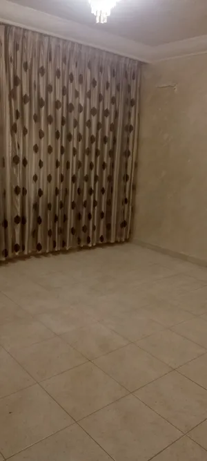 شقق للبيع في الهاشمي الشمالي