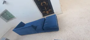 قطعه كورنر مع بفه مستعمل بحاله الوكاله