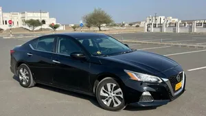 Used Nissan Altima in Al Batinah