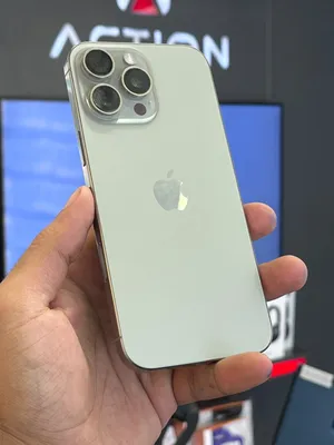 iPhone 16 pro max 256gb esim  / بطارية 90/ مستعمل بحالة الوكالة نظافة عالية جدا ولا ربع خدش