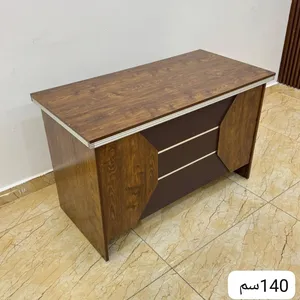ميز مكتب ماستر
