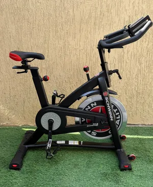 Schwinn IC3 // IC700 Indoor Spinning Bike Cycling