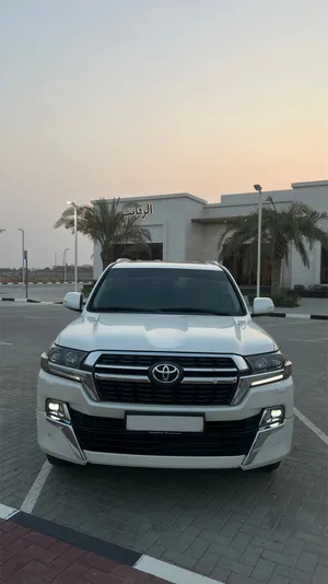 لاند كروزر 2021 GXR Grand Touring V6 خليجي