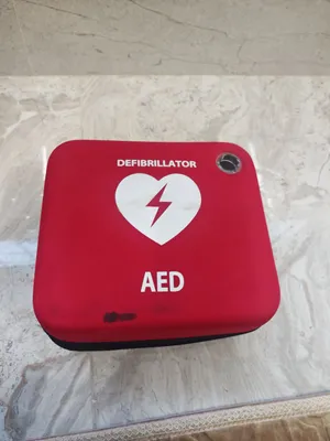 جهاز صدمات القلب الكهربائي الآلي Philips HeartStart AED