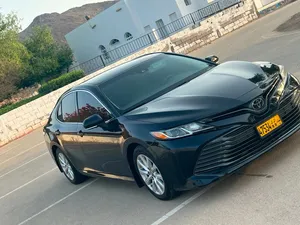 تويوتا كامري LE 2018