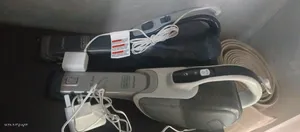 مكنسة يدوية عدد 2 لاسلكية Black+Decker ت- Dustbuster ببطارية ليثيوم أيون.