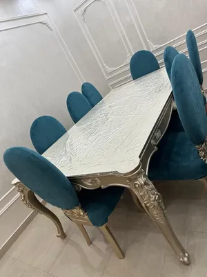 طاوله طعام قابل لتفاوض