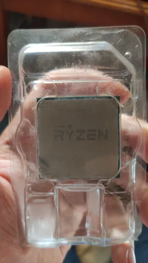 Ryzen 5 2400g + attack shark x11