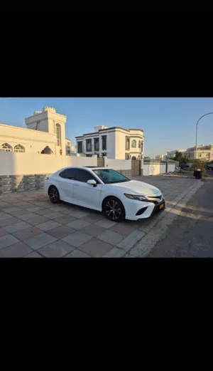 Used Toyota 4 Runner in Al Dakhiliya