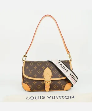 brown Louis Vuitton for sale  in Amman
