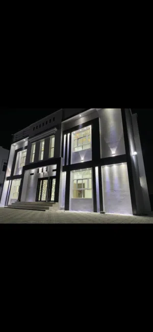 291 m2 5 Bedrooms Townhouse for Sale in Al Batinah Sohar