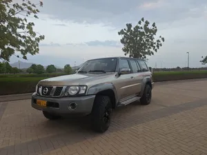 Used Nissan Patrol in Al Dakhiliya