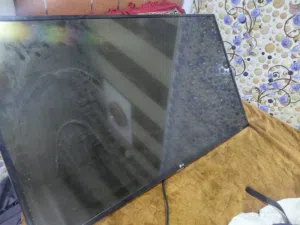 بلازمة ال جي كوري اصلي وكاله غنيه عن التعريف حجم 42 الصوره دقه عالي الجودة ستلايت داخلي