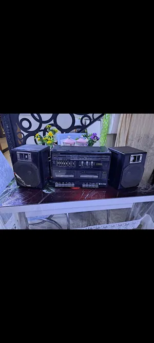 مسجل دبل كاسيت ناشنال ماليزي اصلي على البلاد نظيفة جدا سماعات تنفصل مع أربعة موجة راديو