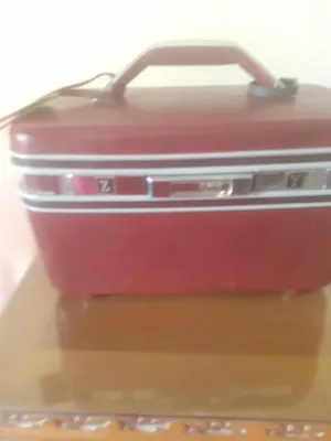 شنط سمسونيت الاصلية القديمة   عدد 2 شنطة فقط
