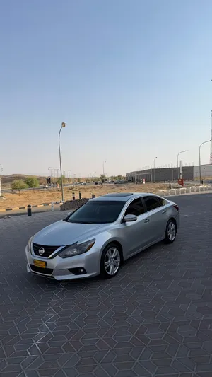 نيسان التيما V6  6 سلندر SL فول ابشن