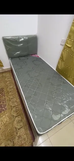 اثاث للبيع شبه جديد استخدام بسيط