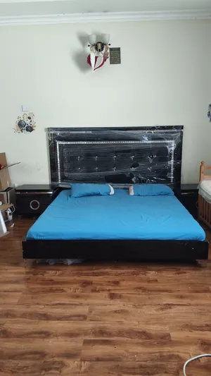 Wooden Bed Frame with Mattress and Side Table – King Size 200x190