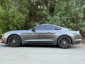Used Ford Mustang in Ajman