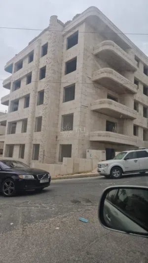 شقق فاخرة للبيع في أم أذينة / بتصميم عصري وتشطيبات راقية في موقع مميز
