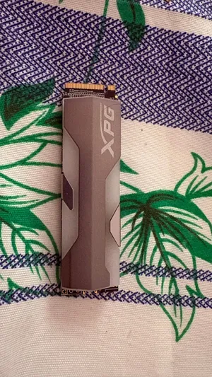 للبيع: وحدة تخزين فائقة السرعة SSD M.2 NVMe سعة 500GB من شركة XPG