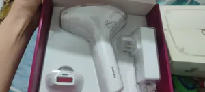 جهاز إزالة الشعر بالليزر