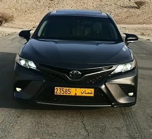 تويوتا كامري 2018 للبيع