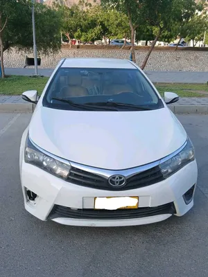 Brand toyota corolla xli 2.0 Model 2016 size sedan very good car