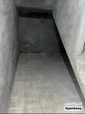 مستودع للإيجار