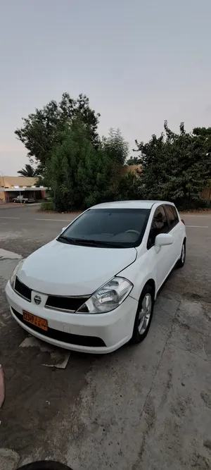 Nissan Tiida 2011
