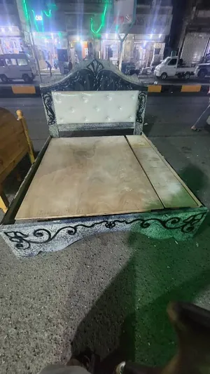 للتوصل بنا وتساب