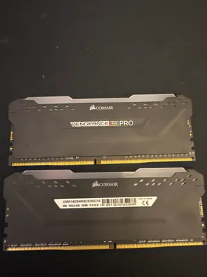 16gb ram corsair vengeance rgb pro 3200hz-black رامات كورسير 16 قيقا 3200 هيرتز 200 ريال (DDR4)