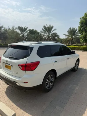 Used Nissan Pathfinder in Al Batinah