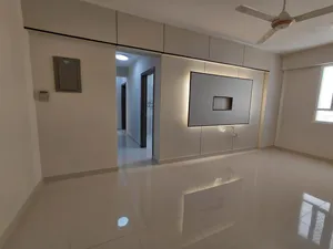 شقة سكنية راقيه مكيفة بالمعبيلة الرابعه