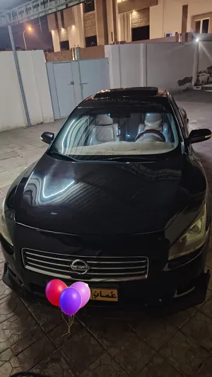 Nissan Maxima 2010 Powerful Performance • Comfortable • Premium Sedan