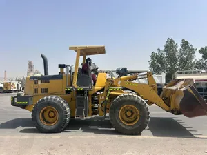 للبيع شيول كماتسو 320 نظيف جدا