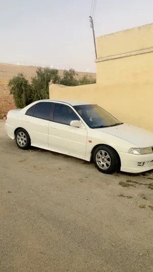 ميتسوبيشي لانسر