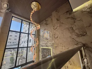 شقة * طابقية * فاخرة * للايجار * 215م * 4 نوم * خلدا