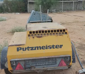 2ماكينات عجانة اسمنت بالخرطوم وحده بالضي والثانية بالنافظه